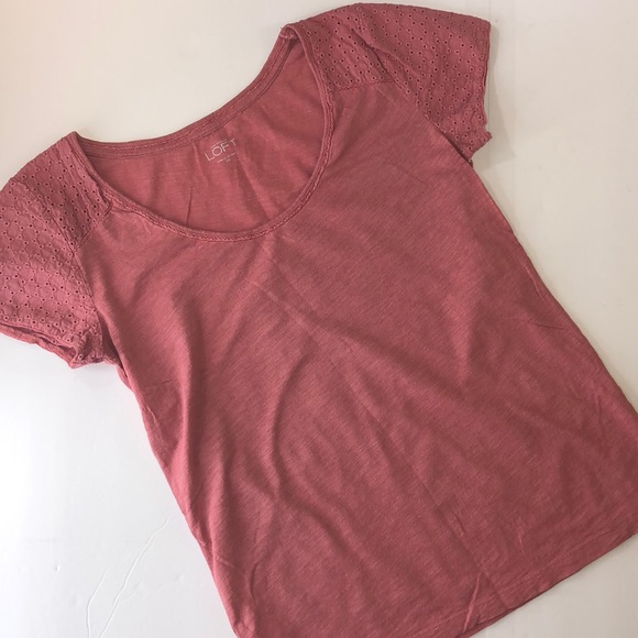 LOFT Tops - Woman’s Ann Taylor loft Blouse